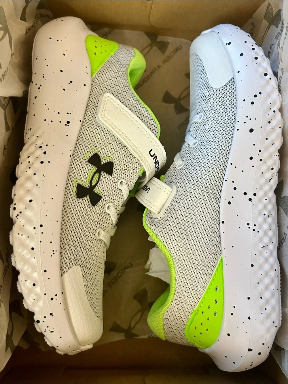 NIB Under Armour Kids' White and Neon Green Athletic Shoes